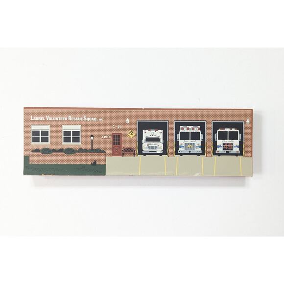 Cat’s Meow Village Laurel Volunteer Rescue Squad 2004 Shelf Sitter – Maryland - Picture 4 of 10